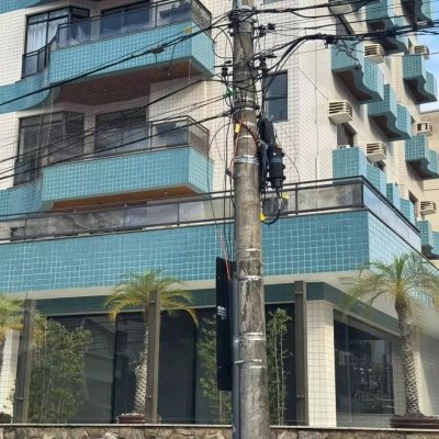 Apartamentos com 128m², 3 quartos (sendo 3 suítes), 2 garagens, no bairro Centro em Florianópolis