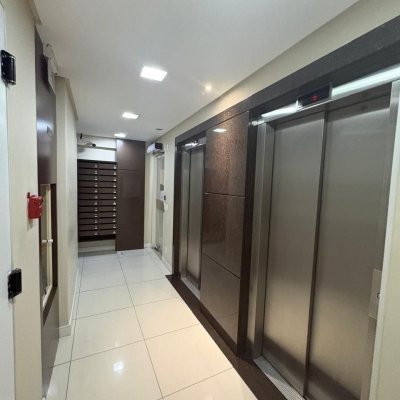 Apartamentos com 67m², 2 quartos, 1 suíte, 1 garagem, no bairro Centro em Florianópolis