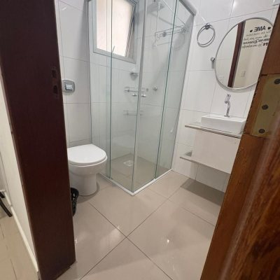 Apartamentos com 67m², 2 quartos, 1 suíte, 1 garagem, no bairro Centro em Florianópolis