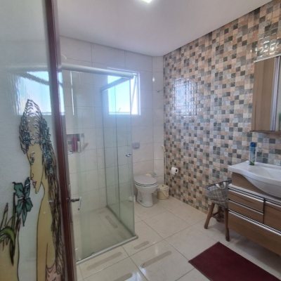 Casa Residencial com 263m², 5 quartos (sendo 3 suítes), 3 garagens, no bairro Itaguaçu em Florianópolis