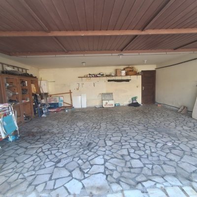 Casa Residencial com 263m², 5 quartos (sendo 3 suítes), 3 garagens, no bairro Itaguaçu em Florianópolis