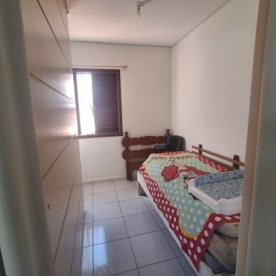 Casa Residencial com 263m², 5 quartos (sendo 3 suítes), 3 garagens, no bairro Itaguaçu em Florianópolis