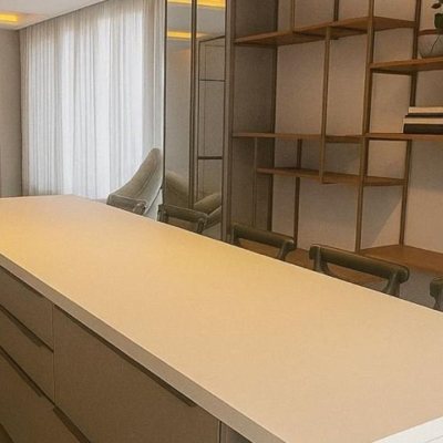 Casa Residencial com 173m², 3 quartos (sendo 3 suítes), 3 garagens, no bairro Morro Das Pedras em Florianópolis