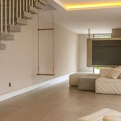 Casa Residencial com 173m², 3 quartos (sendo 3 suítes), 3 garagens, no bairro Morro Das Pedras em Florianópolis