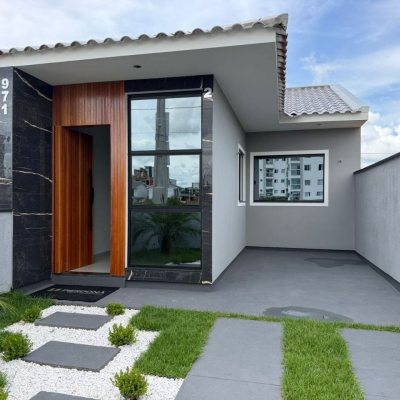 Casa Residencial com 50m², 2 quartos, 1 garagem, no bairro Barra Do Aririú em Palhoça