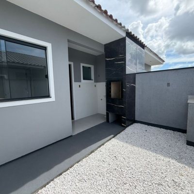Casa Residencial com 50m², 2 quartos, 1 garagem, no bairro Barra Do Aririú em Palhoça
