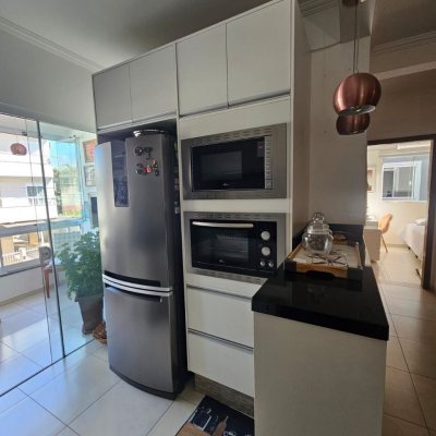 Apartamentos com 73m², 3 quartos (sendo 1 suíte), 2 garagens, no bairro Ingleses do Rio Vermelho em Florianópolis