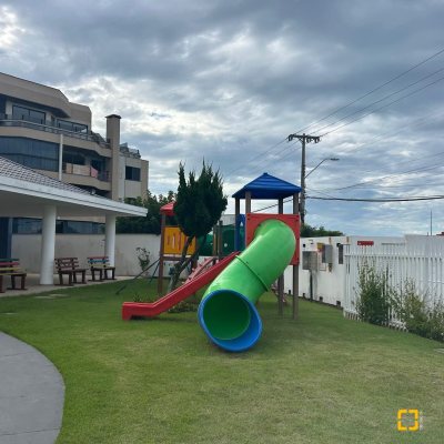 Apartamentos com 270m², 4 quartos (sendo 2 suítes), 3 garagens, no bairro Ingleses em Florianópolis