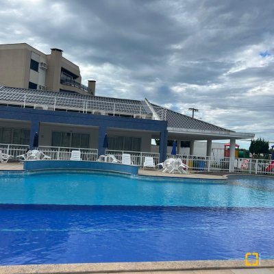 Apartamentos com 270m², 4 quartos (sendo 2 suítes), 3 garagens, no bairro Ingleses em Florianópolis