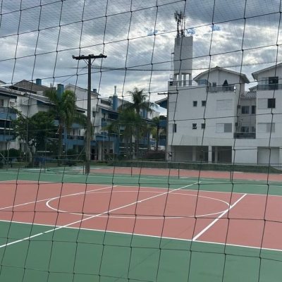Apartamentos com 270m², 4 quartos (sendo 2 suítes), 3 garagens, no bairro Ingleses em Florianópolis