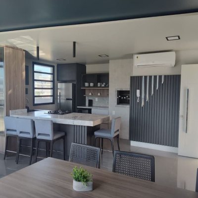 Apartamentos com 63m², 2 quartos (sendo 1 suíte), 1 garagem, no bairro Trindade em Florianópolis