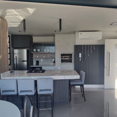 Apartamentos com 63m², 2 quartos (sendo 1 suíte), 1 garagem, no bairro Trindade em Florianópolis