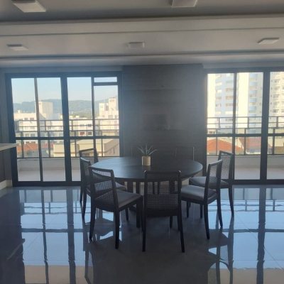 Apartamentos com 63m², 2 quartos (sendo 1 suíte), 1 garagem, no bairro Trindade em Florianópolis
