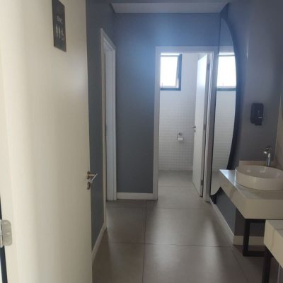 Apartamentos com 63m², 2 quartos (sendo 1 suíte), 1 garagem, no bairro Trindade em Florianópolis