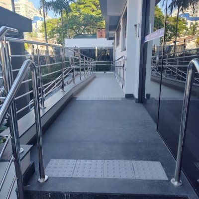 Apartamentos com 63m², 2 quartos (sendo 1 suíte), 1 garagem, no bairro Trindade em Florianópolis