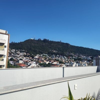 Apartamentos com 63m², 2 quartos (sendo 1 suíte), 1 garagem, no bairro Trindade em Florianópolis