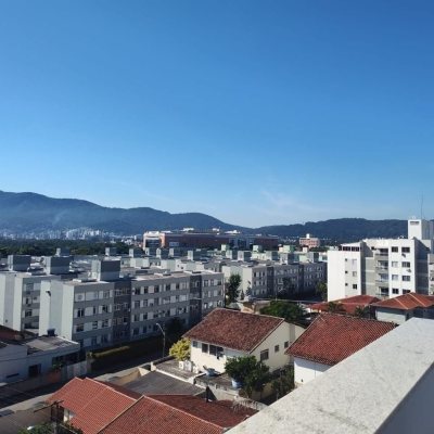 Apartamentos com 63m², 2 quartos (sendo 1 suíte), 1 garagem, no bairro Trindade em Florianópolis