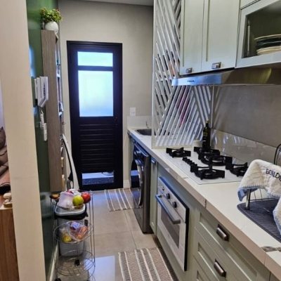 Apartamentos com 63m², 2 quartos (sendo 1 suíte), 1 garagem, no bairro Trindade em Florianópolis