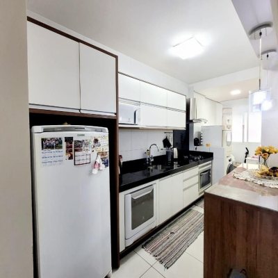 Apartamentos com 173m², 2 quartos (sendo 1 suíte), 1 garagem, no bairro Areias em São José