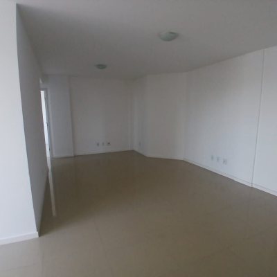 Apartamentos com 76m², 2 quartos (sendo 1 suíte), 1 garagem, no bairro Bela Vista em São José