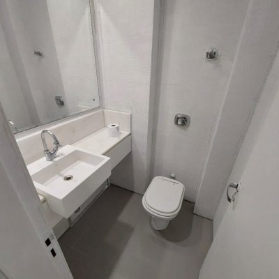 Apartamentos com 100m², 3 quartos, 1 garagem, no bairro Centro em Florianópolis