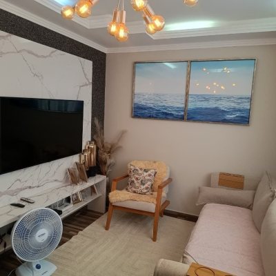 Casa Residencial com 250m², 3 quartos (sendo 1 suíte), 3 garagens, no bairro Ingleses do Rio Vermelho em Florianópolis