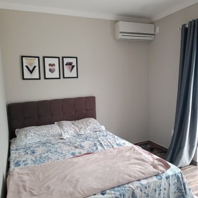 Casa Residencial com 250m², 3 quartos (sendo 1 suíte), 3 garagens, no bairro Ingleses do Rio Vermelho em Florianópolis