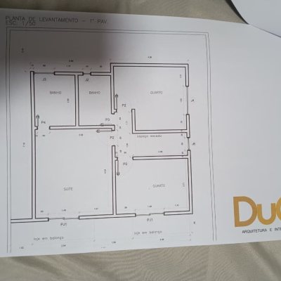 Casa Residencial com 250m², 3 quartos (sendo 1 suíte), 3 garagens, no bairro Ingleses do Rio Vermelho em Florianópolis