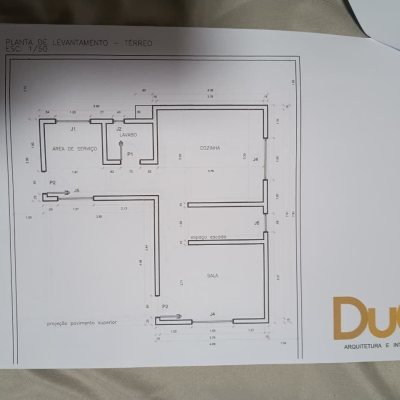 Casa Residencial com 250m², 3 quartos (sendo 1 suíte), 3 garagens, no bairro Ingleses do Rio Vermelho em Florianópolis