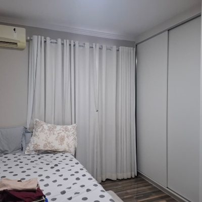 Casa Residencial com 250m², 3 quartos (sendo 1 suíte), 3 garagens, no bairro Ingleses do Rio Vermelho em Florianópolis
