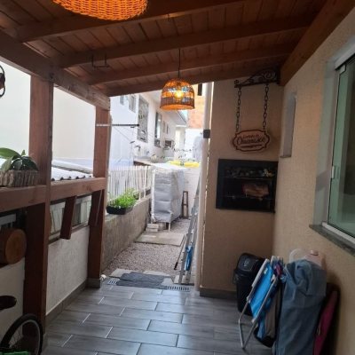 Casa Residencial com 250m², 3 quartos (sendo 1 suíte), 3 garagens, no bairro Ingleses do Rio Vermelho em Florianópolis