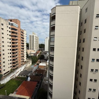 Apartamentos com 123m², 3 quartos (sendo 1 suíte), 1 garagem, no bairro Centro em Florianópolis