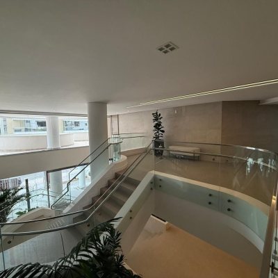 Apartamentos com 123m², 3 quartos (sendo 1 suíte), 1 garagem, no bairro Centro em Florianópolis
