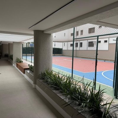 Apartamentos com 123m², 3 quartos (sendo 1 suíte), 1 garagem, no bairro Centro em Florianópolis