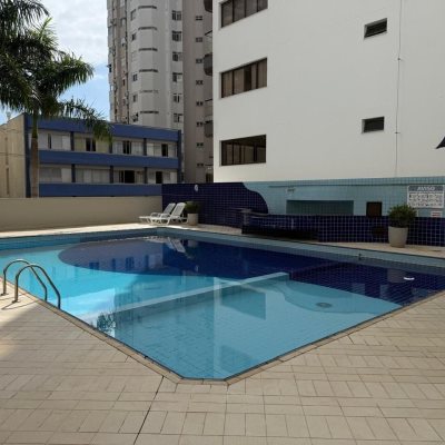 Apartamentos com 123m², 3 quartos (sendo 1 suíte), 1 garagem, no bairro Centro em Florianópolis