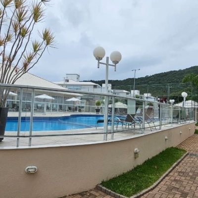 Apartamentos com 80m², 2 quartos (sendo 1 suíte), 1 garagem, no bairro Ingleses do Rio Vermelho em Florianópolis