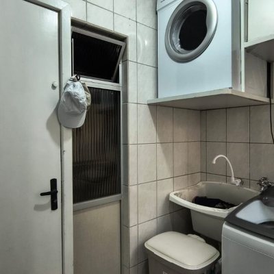 Apartamentos com 74m², 3 quartos, 1 garagem, no bairro Capoeiras em Florianópolis