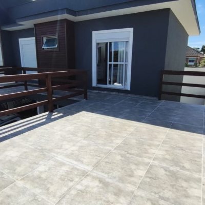 Sobrado Residencial com 105m², 3 quartos (sendo 1 suíte), 1 garagem, no bairro Campeche em Florianopolis