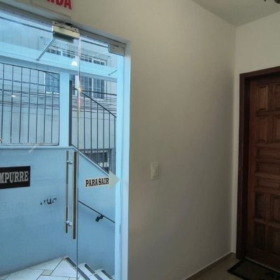 Apartamentos com 133m², 3 quartos (sendo 1 suíte), 1 garagem, no bairro Balneário em Florianópolis