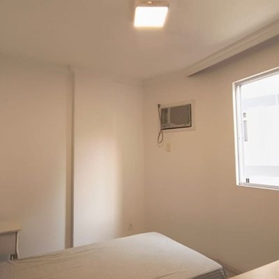 Apartamentos com 114m², 3 quartos (sendo 1 suíte), 1 garagem, no bairro Coqueiros em Florianópolis