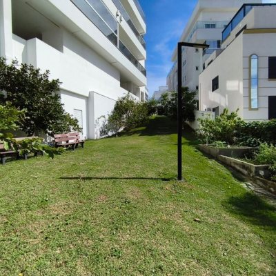 Apartamentos com 80m², 2 quartos (sendo 1 suíte), 2 garagens, no bairro Ingleses do Rio Vermelho em Florianópolis