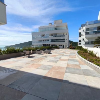 Apartamentos com 80m², 2 quartos (sendo 1 suíte), 2 garagens, no bairro Ingleses do Rio Vermelho em Florianópolis