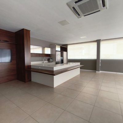 Apartamentos com 80m², 2 quartos (sendo 1 suíte), 2 garagens, no bairro Ingleses do Rio Vermelho em Florianópolis