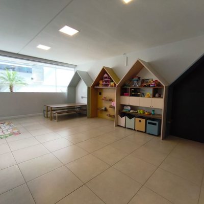 Apartamentos com 80m², 2 quartos (sendo 1 suíte), 2 garagens, no bairro Ingleses do Rio Vermelho em Florianópolis