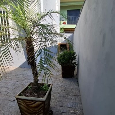 Casa em Condomínio com 105m², 2 quartos, 2 garagens, no bairro São João Do Rio Vermelho em Florianópolis