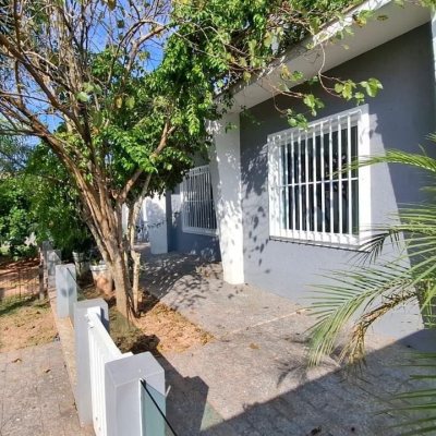 Casa em Condomínio com 105m², 2 quartos, 2 garagens, no bairro São João Do Rio Vermelho em Florianópolis