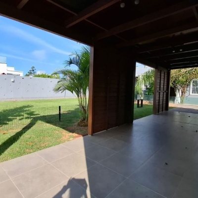 Casa em Condomínio com 105m², 2 quartos, 2 garagens, no bairro São João Do Rio Vermelho em Florianópolis