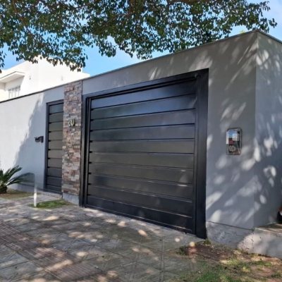 Casa em Condomínio com 105m², 2 quartos, 2 garagens, no bairro São João Do Rio Vermelho em Florianópolis