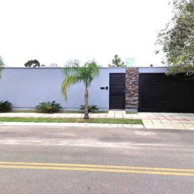 Casa em Condomínio com 105m², 2 quartos, 2 garagens, no bairro São João Do Rio Vermelho em Florianópolis