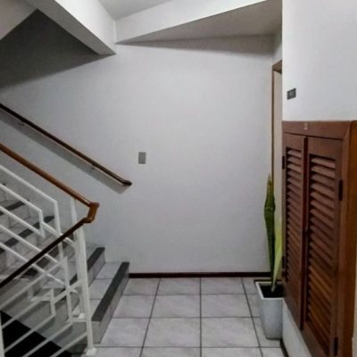 Apartamentos com 75m², 3 quartos, 1 garagem, no bairro Capoeiras em Florianópolis